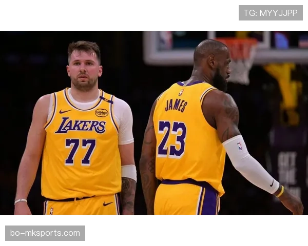 坎宁安挡拆拉开空间组织强过东契奇